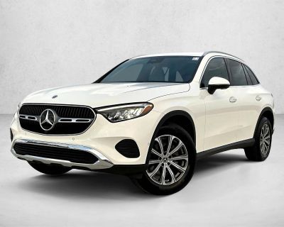 Keyless Start Rear Spoiler First Aid Kit Black Fabric Headliner Macchiato Beige; Mb-Tex Upholstery Natural Grain Walnut Wood Trim Piano Black Lacquer Center Console Polar White Wheels: 18" 10-Spoke This vehicle includes a Money-Back Guarantee* and passed our precise inspection process. Best of all the price you see is the price you pay. No haggling. No back and forth. No pressure. And this pric...