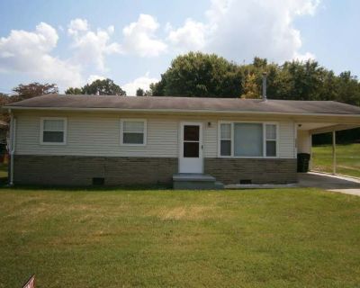 3 Bedroom 1BA 999 ft Apartment For Rent in Greeneville, TN