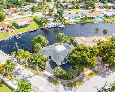 3 Bedroom 2BA 2151 ft House For Rent in Wilton Manors, FL