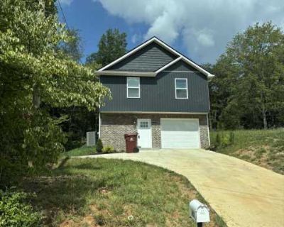 2 Bedroom 1BA 1300 ft Apartment For Rent in Johnson City, TN