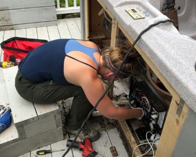 Year-Round Hot Tub Service