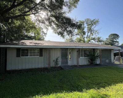 917 Marvin Ave. image_url. W/D hookup Dishwasher Pet friendly Garage Recently renovated Stainless steel Unit Amenities air conditioning carpet ceiling fan dishwasher range refrigerator w/d hookup recently renovated stainless steel Property Amenities cats allowed dogs allowed pet friendly parking garage. Pets allowed. 3 Bedroom. 1 Bathroom. 0 ft