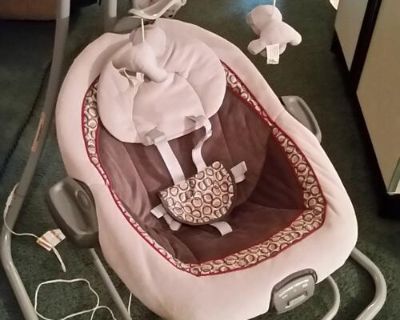 Child Swing/Bouncer