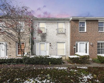 3 Bedroom 1BA 1224 ft Condo For Sale in Columbus, OH