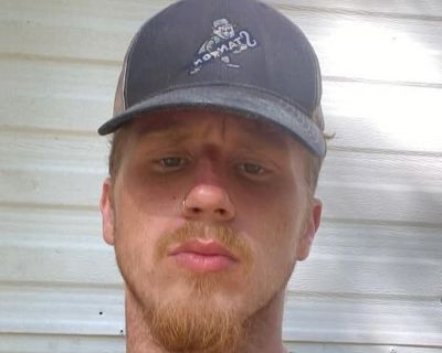 I'm 21 yrs old I do a lot of working and I'm easy to get along with lmk if you can help me out.