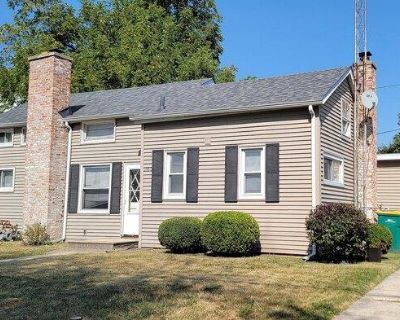 Plainfield IL 60544. SUMMARY: Discover an opportunity with this Plainfield house for rent and available for $1,250 /Monthly. This could be your next ideal home or a smart investment. More details await. Cozy 1-Bedroom Duplex in a GREAT Location in the Downtown Plainfield, only minutes from I-55 and within walking distance (adsbygoogle = window.adsbygoogle || []).push({}); of Downtown Plainfield...