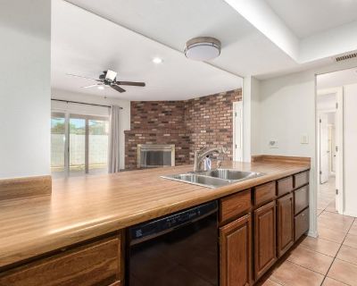 Deposit: $189.00 * Utilities included?: Yes * Fees apply?: Yes. References are not required. Non-smoking. Furnishings: Furnished * Disabled access: * Living room: shared. Availability Available Now Minimum term 1 month Maximum term None. Private furnished room for rent. Super location next to bus stops, freeway shopping and food. Huge lot and the backyard has a nice separation from the home beh...