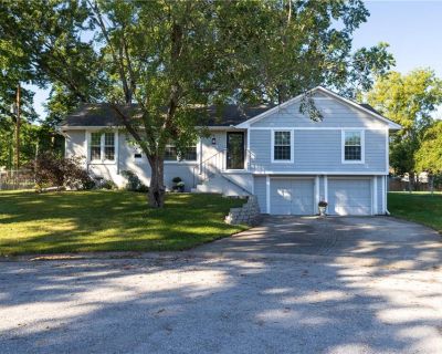 3 Bedroom 3BA 1804 ft Single Family House For Sale in Independence, MO