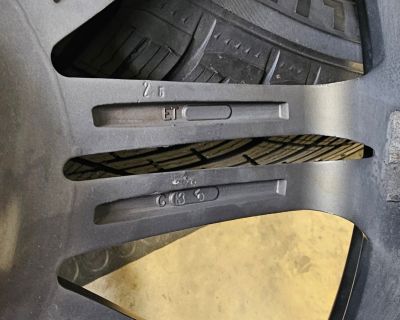 Porsche Macan 20" Michelin Snow Tires and Wheels, Pilot Alpin 5 SUV N0 (Porsche spec)