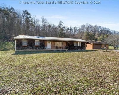 Scott Depot Rd, Scott Depot, Home For Sale