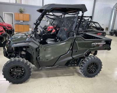 2025 Honda Pioneer 1000 Deluxe
