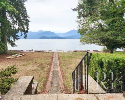 4 Bedroom 2.5BA 2390 ft Apartment For Rent in Seabeck, WA