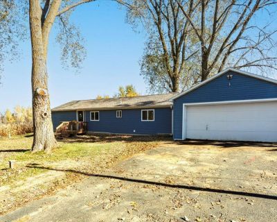 2 Bedroom 1BA 1134 ft Single Family House For Sale in Lucas, WI