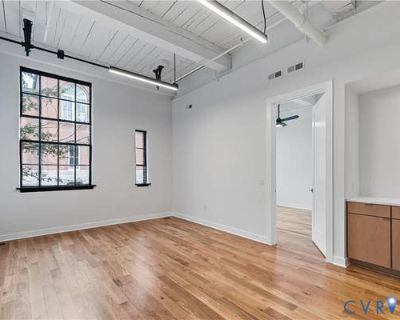 1 Bedroom 2BA 867 ft Condominium For Sale in RICHMOND, VA