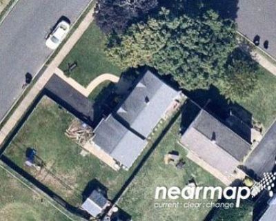 3 Bed 1.0 Bath Bankruptcy Property in Willow Grove, PA 19090 - School House Ln