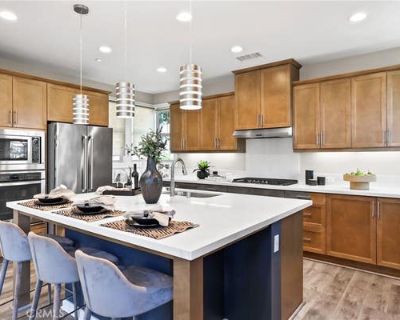 5 Bedroom 5BA 2947 ft Furnished Single Family Home For Sale in RANCHO MISSION VIEJO, CA