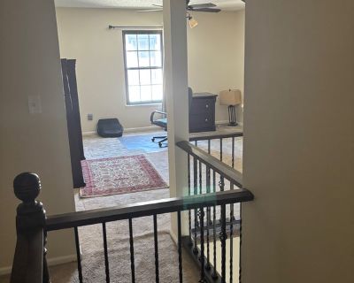 Total rooms: 3. Deposit: $1,200.00 * Utilities included?: Yes * Fees apply?: No. No preference. Non-smoking. Not for couples. Age preference: 25 - 50. Furnishings: Furnished * Parking: Yes * Disabled access: * Living room: No * Broadband included: Yes. Availability Available 01 Dec 2025 Minimum term None Maximum term None Short rentals considered. Enjoy the privacy of your own floor in a quiet,...