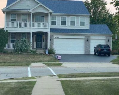 Available on: now. Furnished. Parking available * Internet included * 40+ years welcome. This available private room is located in Legand Lakes subdivision in McHenry, IL. It is in a very quiet neighborhood across the street from a park and 20 minutes drive to Metra in Crystal Lake, IL. It is a: Lots of Privacy, quiet house Furnished room, includes, Queen Bed, linens, 2 Dressers, tv private bat...