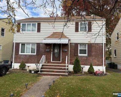 2 Bedroom 1BA 0 ft Furnished Apartment For Rent in Lodi, NJ