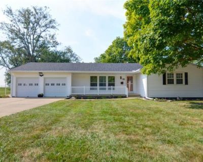 3 Bedroom 2BA House For Sale in Decatur, IL