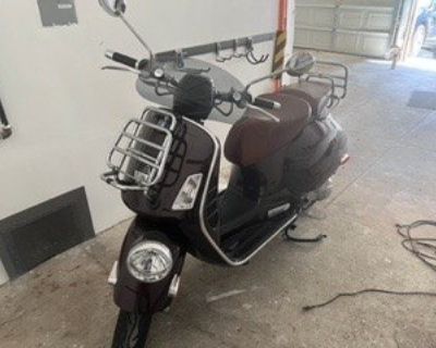 2011 Vespa GTV 300