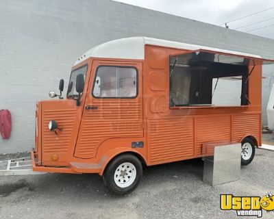2024 “16′ Citroën‑Style Mobile Bar Coffee & Beverage Concession Trailer For Sale in Florida!
