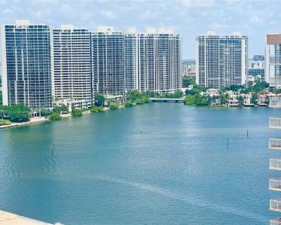 Th St Apt,sunny Isles Beach, Condo For Sale