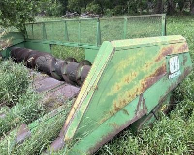 John Deere 853A all crop header