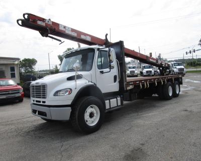 Used 2016 FREIGHTLINER BUSINESS CLASS M2 106 Flatbed Trucks in Kansas City, KS