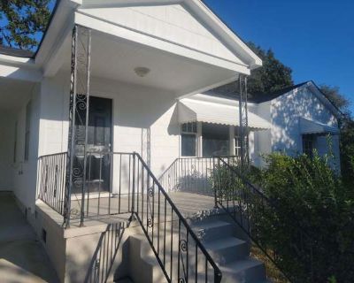 2 Bedroom 1BA 0 ft Apartment For Rent in Saks, AL