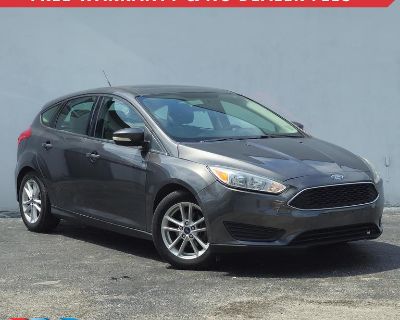 2016 Ford Focus SE Hatchback 4D