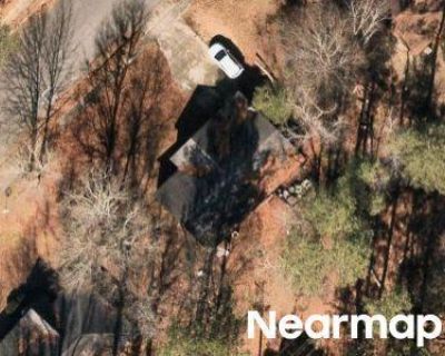2.0 Bath Preforeclosure Property in North Augusta, SC 29841 - Todd Ave