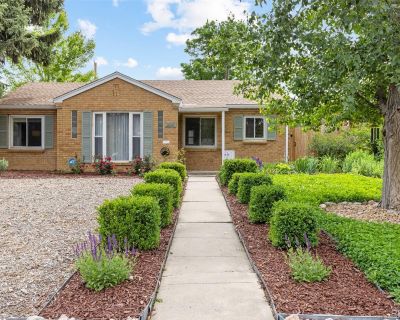3 Bedroom 1BA 1089 ft Single Family Home For Sale in Denver, CO