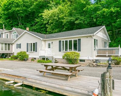 31 Schnackel Drive. Property for Rent in Irondequoit, NY for $4,250 with 3 bedrooms and 2 full baths. This 1,508 square foot property was built in 1988 on a lot size of 0.49.. Welcome to 31 Schnackel Dr. This serene fully furnished home on Ides Cove (Irondequoit Bay) provides a peaceful, tranquil setting with stunning views and 190 ft of waterfront. The home boasts 1508 sq ft, 3 bedrooms and 2 ...