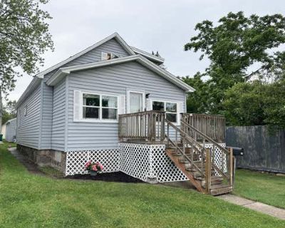 2 Bedroom 2BA 1267 ft Single Family Home For Sale in NASHWAUK, MN