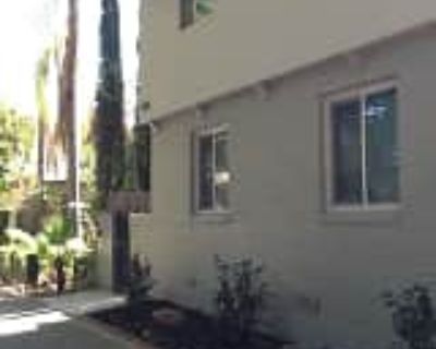 1 Bedroom 1BA 600 ft² Apartment For Rent in Sacramento, CA 2514 Q St unit 9