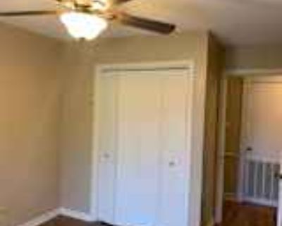 3 Bedroom 2BA 1745 ft² Pet-Friendly House For Rent in Beaumont, TX 660 Bancroft Dr