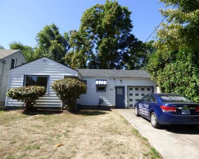 2 Bedroom 1BA 800 ft Apartment For Rent in Salem, OR