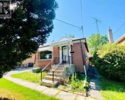 296 Poyntz Avenue. Rental Period: Unlimited. Available from: ASAP. Bright & Specious Bungalow Located In The Very Desirable Residential. Area Of Yonge And Sheppard! Walking Distance To Ttc/Subway, School, Park, Ravine, Shopping Centre. Central Location In A Family Friendly Neighborhood. Cameron School District. Enjoy The House Including The Backyard! Separate Entrance for Basement Tenant. (id:1...