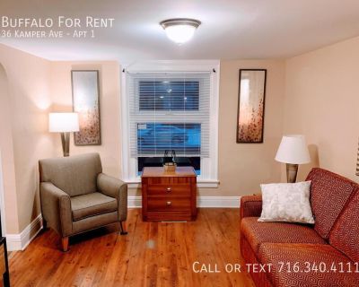 3 Bedroom 1BA 1100 ft Pet-Friendly Apartment For Rent in Buffalo, NY