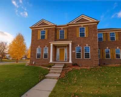 50188 Winter Garden Ct N. image_url. In unit laundry Hardwood floors Dishwasher Pet friendly Garage Walk in closets Unit Amenities air conditioning carpet dishwasher fireplace garbage disposal hardwood floors in unit laundry microwave range refrigerator walk in closets Property Amenities cats allowed dogs allowed pet friendly parking garage. Pets allowed. 4 Bedroom. 3.5 Bathroom. 2953 ft