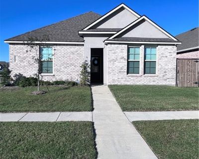 4 Bedroom 2BA 1766 ft Single Family House For Sale in Slidell, LA