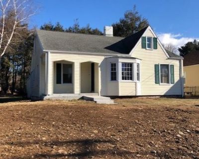 3 Bedroom 1BA 1188 ft House For Rent in Orange, CT