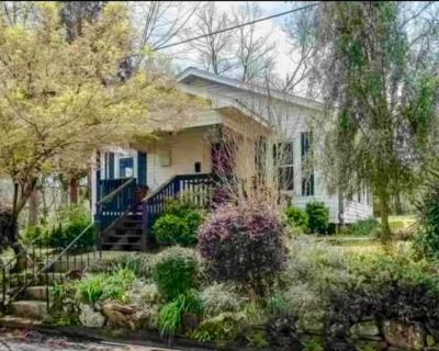 2 Bedroom 1BA 932 ft Single Family House For Sale in Cullman, AL