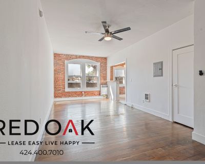 5407 Sierra Vista Ave. Charming Studio Featuring Exposed Red Brick, Kitchen Applianceas, High Ceiling, Hardwood Floors, and On-Site Laundry ~ In Hollywood! Home Features: ~ Naturally Lit: Windows fill the space with natural sunlight. ~ Hardwood Floors: Enjoy beauty and durability. ~ Exposed Brick: Beautiful accent wall for stylish living. ~ Temperature Control: Gas furnace and ceiling fan for y...