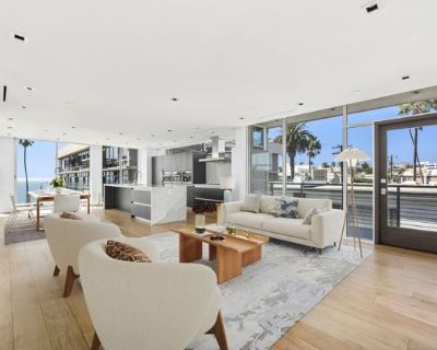 2 Bedroom 2BA 1670 ft Apartment For Rent in Santa Monica, CA