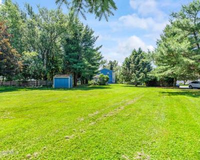 Unimproved Land For Sale in EAST GREENBUSH, NY