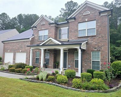 5 Bedroom 3BA 2975 ft Single Family Home For Sale in Buford, GA