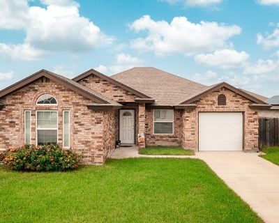 3 Bedroom 2BA 1490 ft Single Family House For Sale in BROWNSVILLE, TX