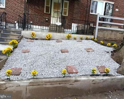 3 Bedroom 1BA 928 ft Single Family Home For Sale in UPPER DARBY, PA